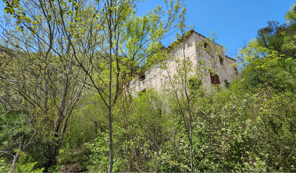 Ruinas del Molí de l’Esquirola en la ruta Gorgs de la Febró
